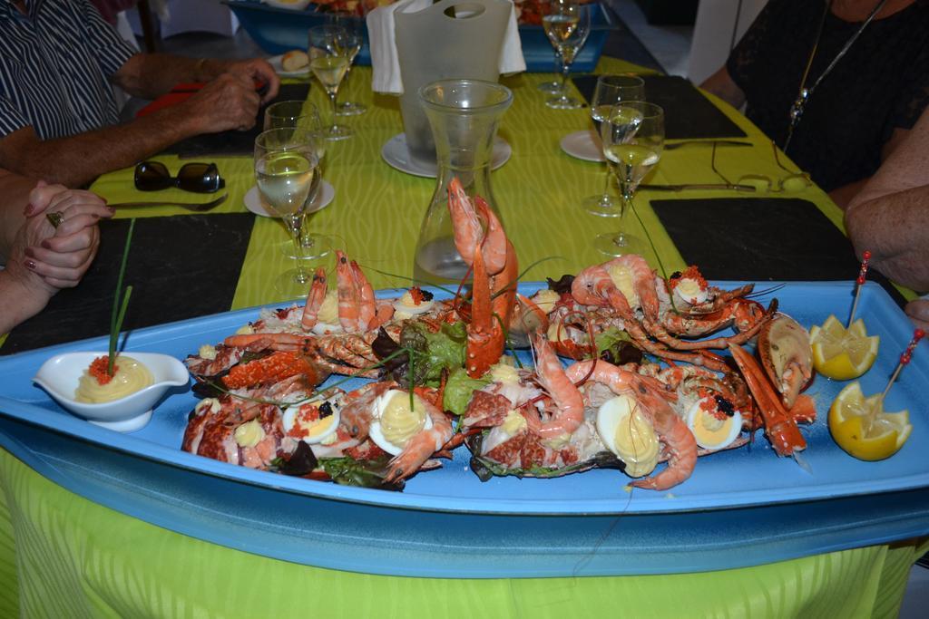 Hotel Restaurant La Braisiere Saint-Romain  ภายนอก รูปภาพ