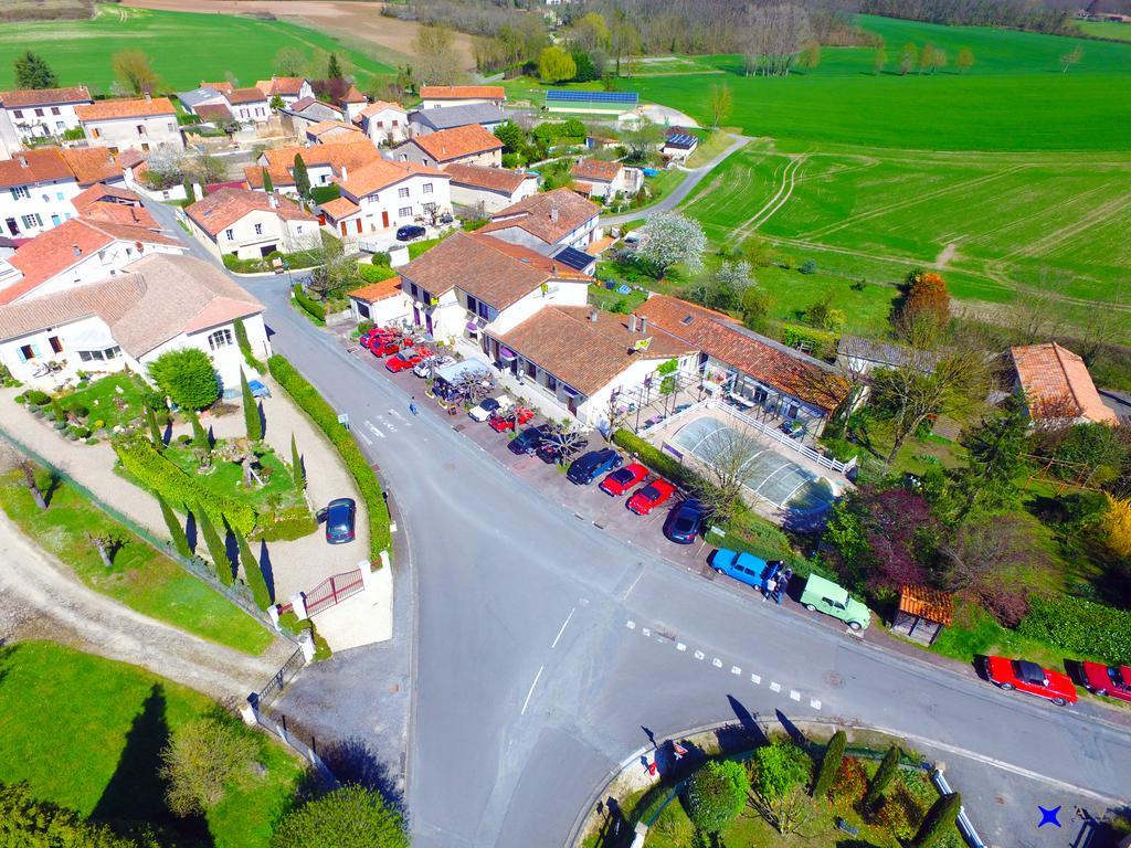 Hotel Restaurant La Braisiere Saint-Romain  ภายนอก รูปภาพ