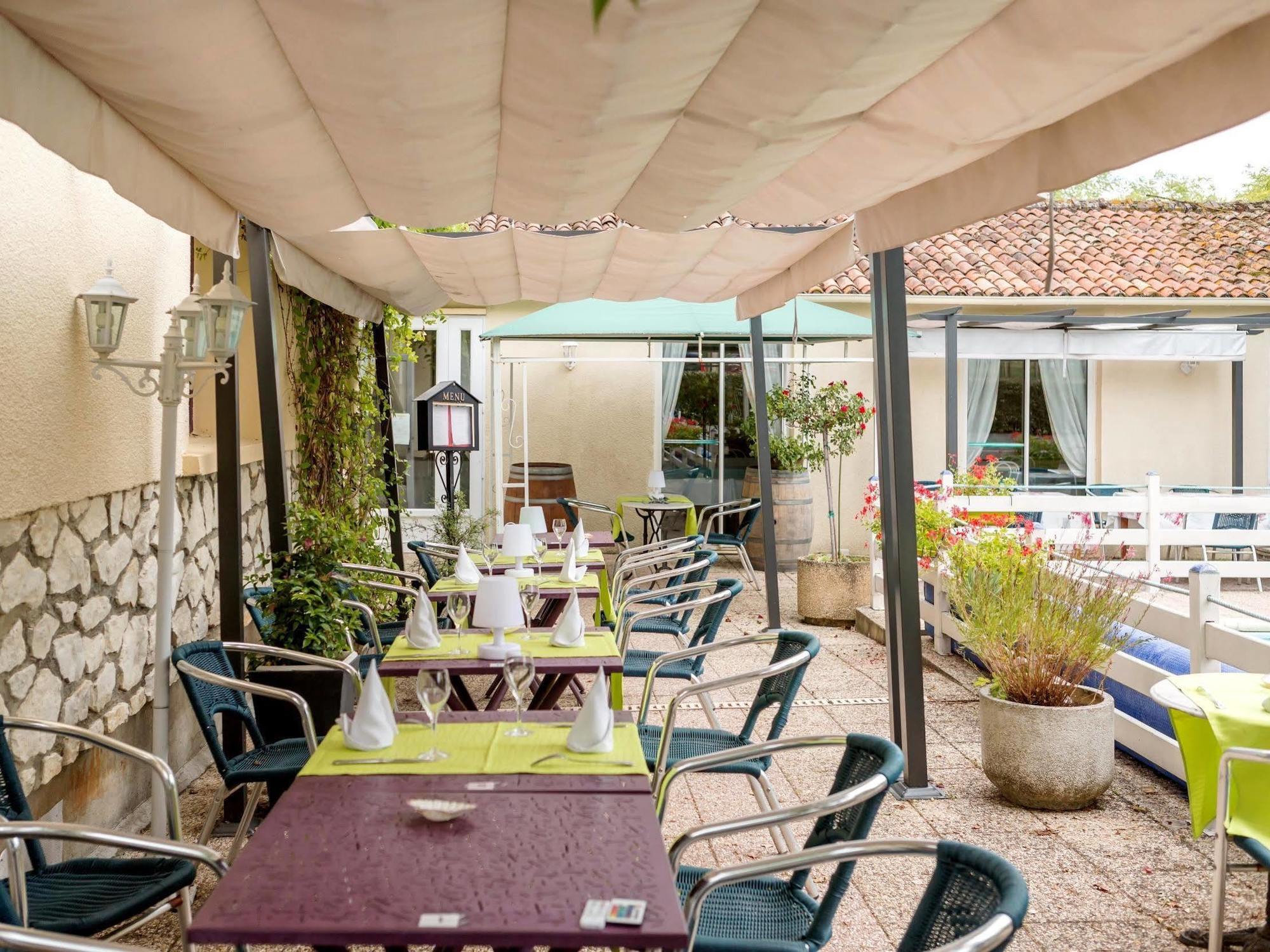 Hotel Restaurant La Braisiere Saint-Romain  ภายนอก รูปภาพ