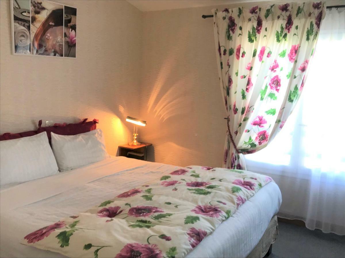 Hotel Restaurant La Braisiere Saint-Romain  ภายนอก รูปภาพ