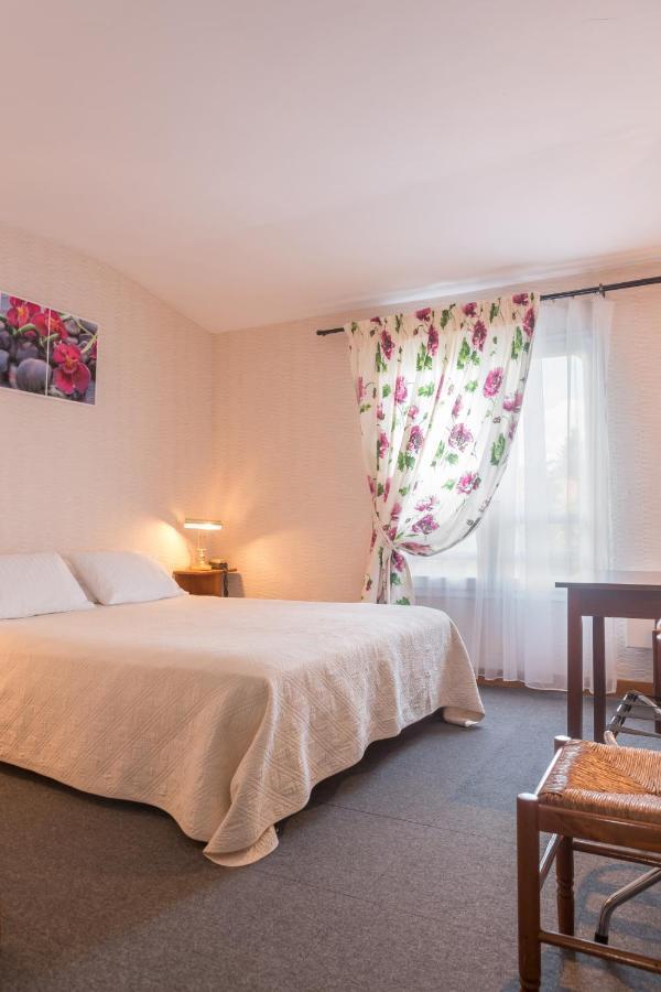 Hotel Restaurant La Braisiere Saint-Romain  ภายนอก รูปภาพ